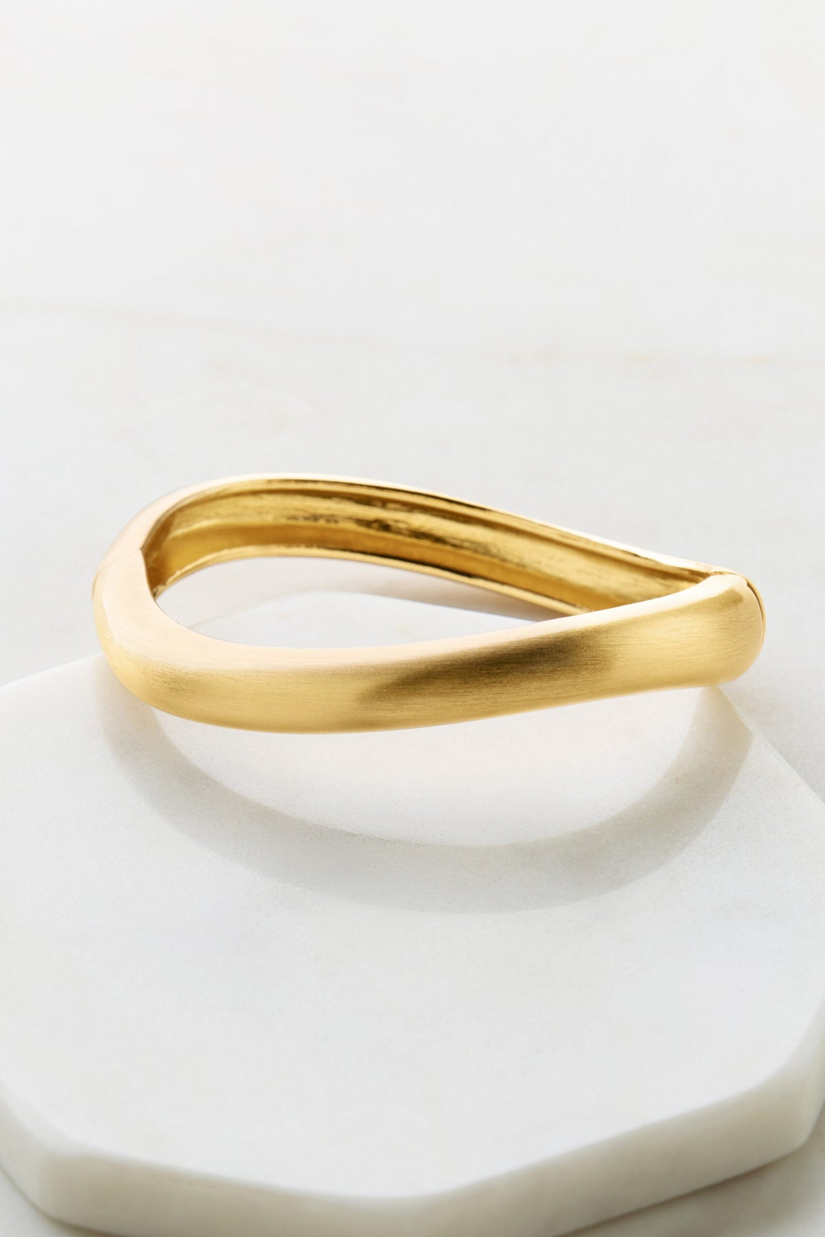 Nara Brushed Bracelet