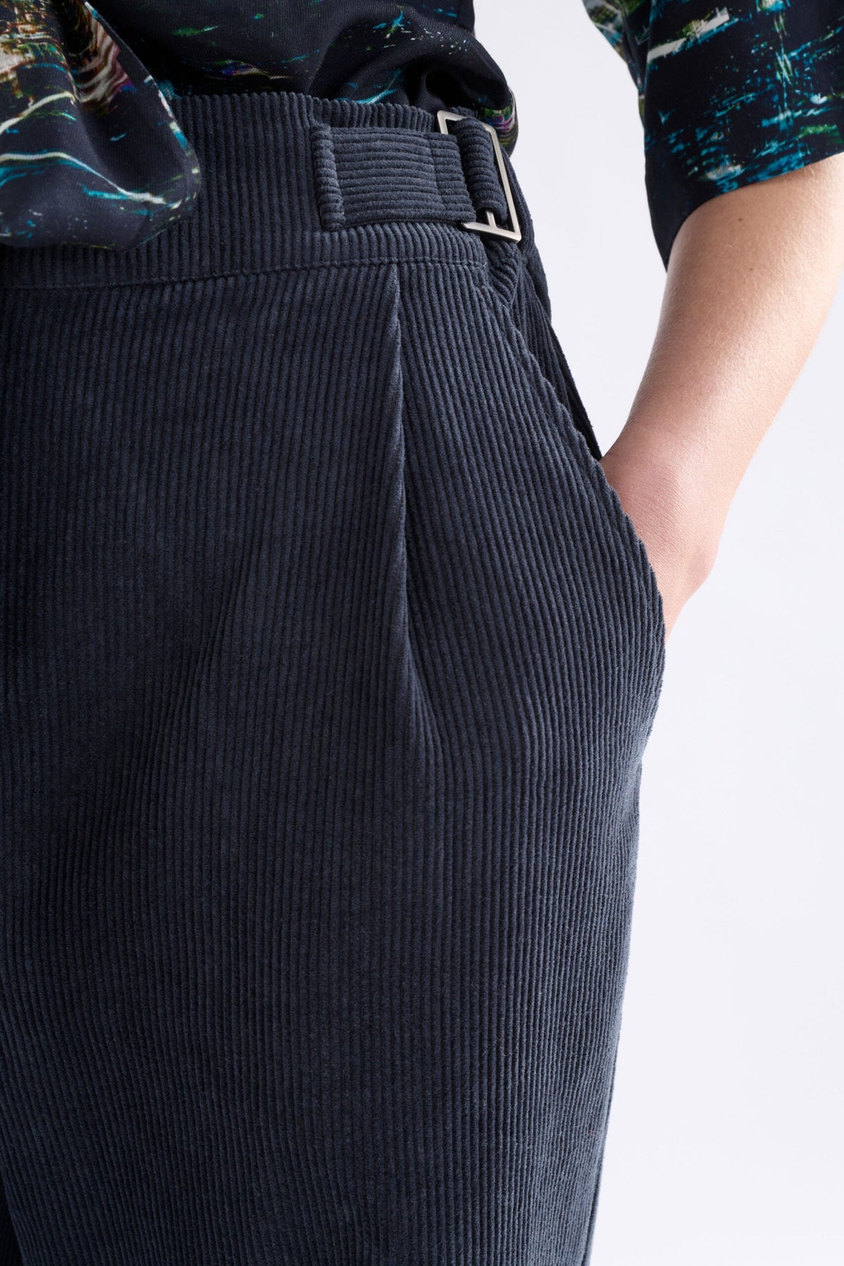 Noemi Cord Pant - CARBON