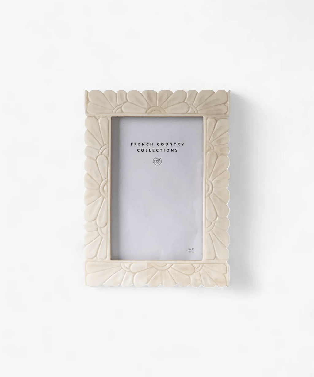 Aria Carved Photo Frame 4x6"