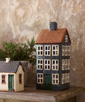 Cotswolds Country Tea Light Grande Chalet – large ceramic chalet lantern