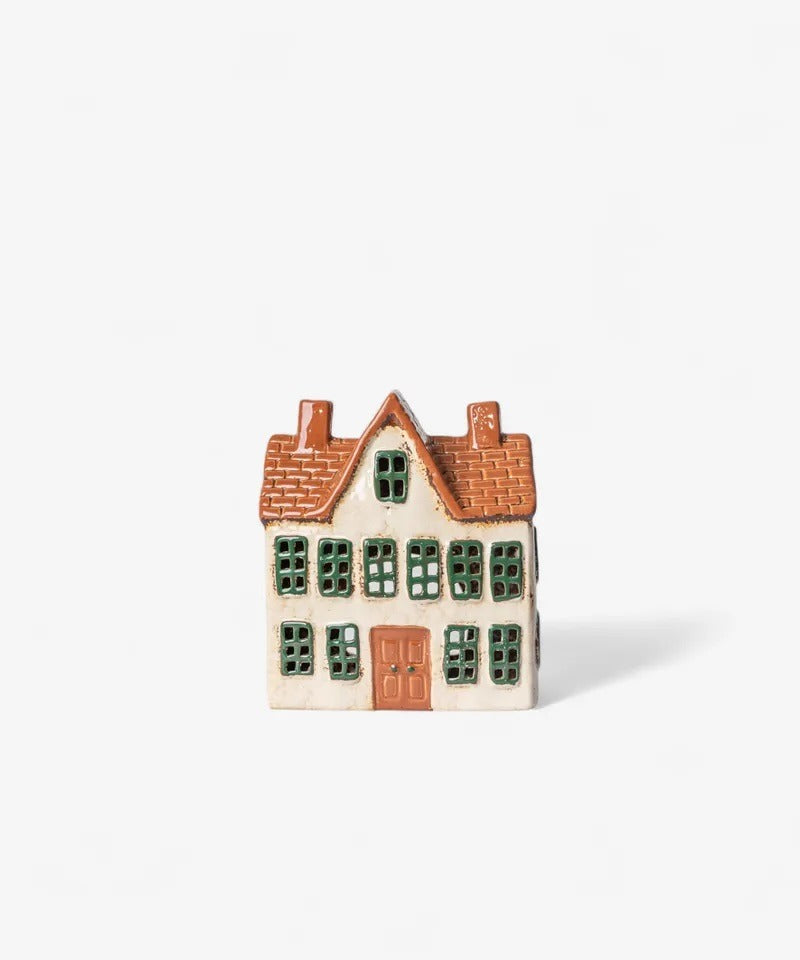 Cotswolds Country Tea Light Manor with rustic roof