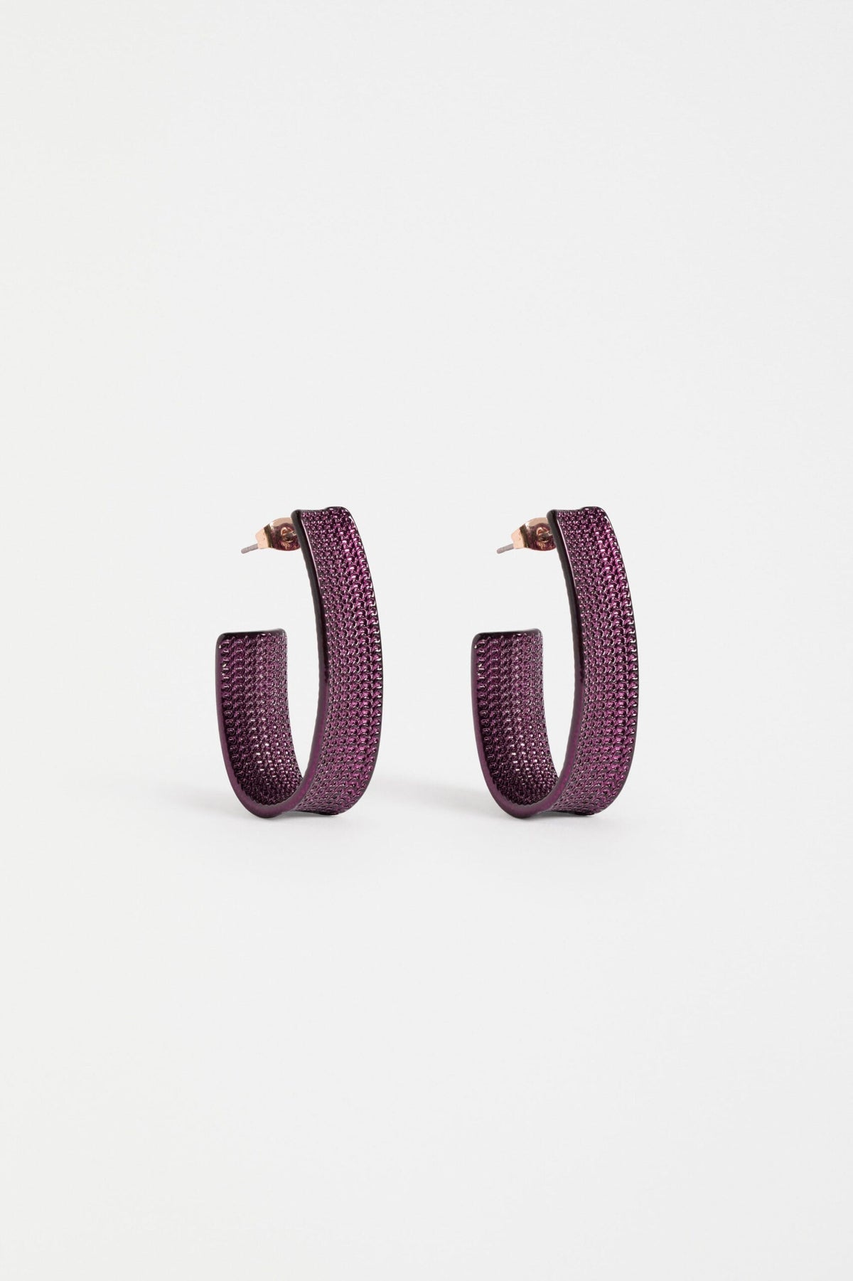 GLYNN LARGE HOOP EARRING