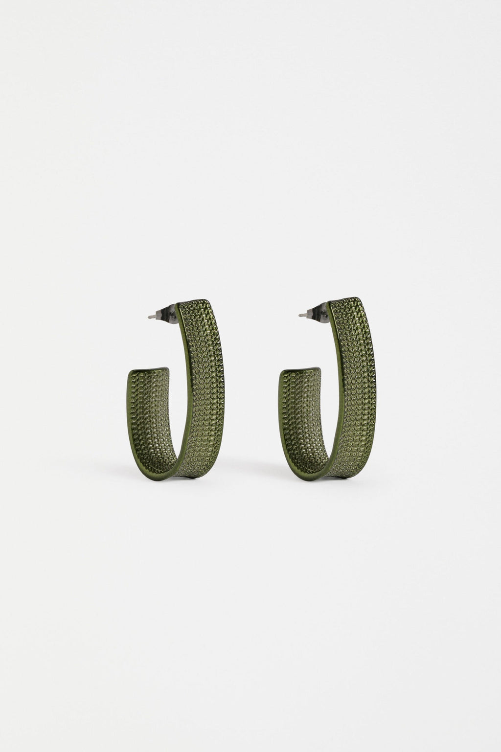 GLYNN LARGE HOOP EARRING