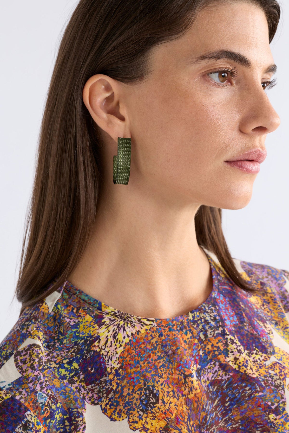 GLYNN LARGE HOOP EARRING