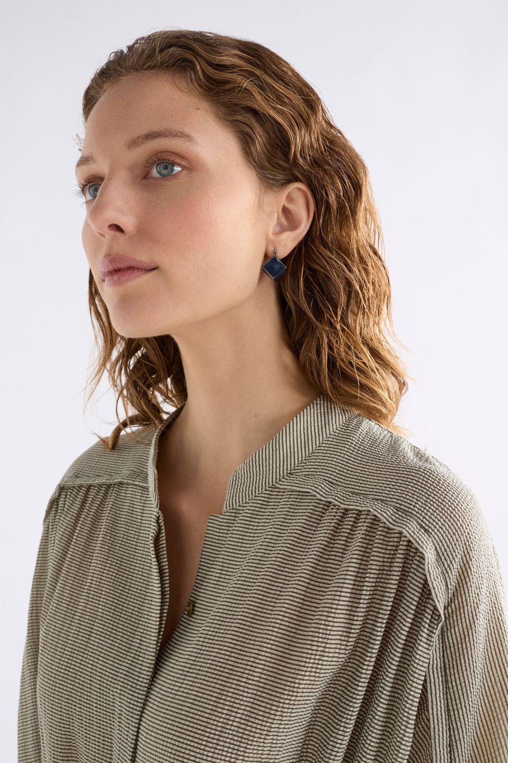 Elta Mini Hoop Earring