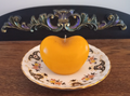 Apple Beeswax Candle made of 100% Mānuka Beeswax