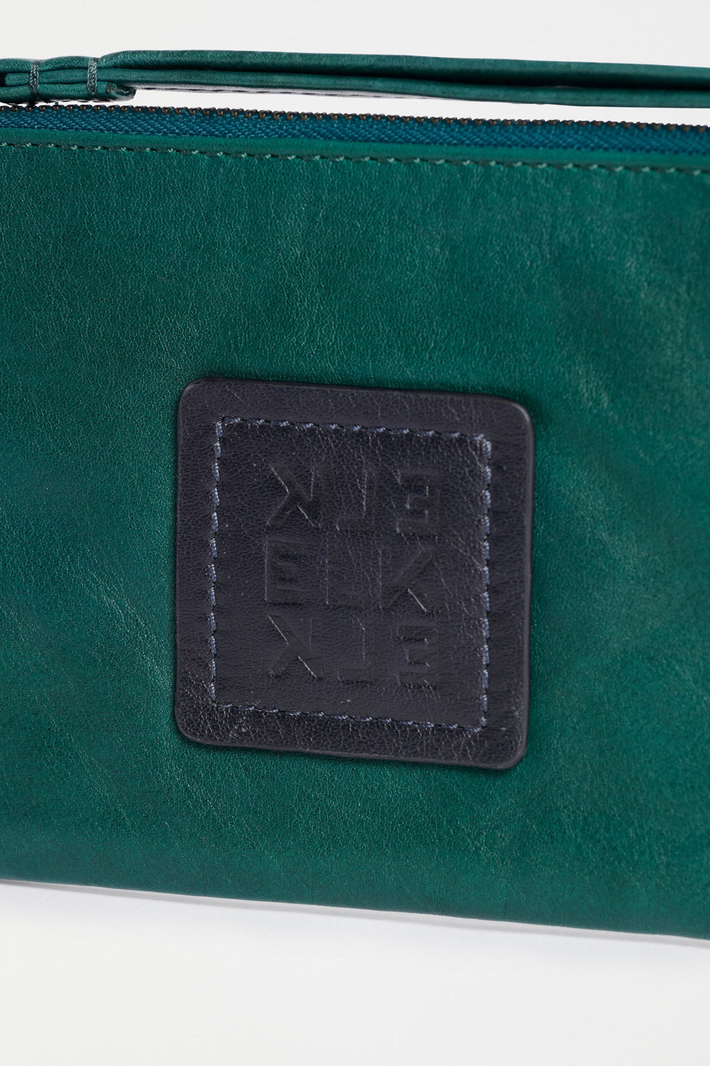 RAHNI SMALL POUCH