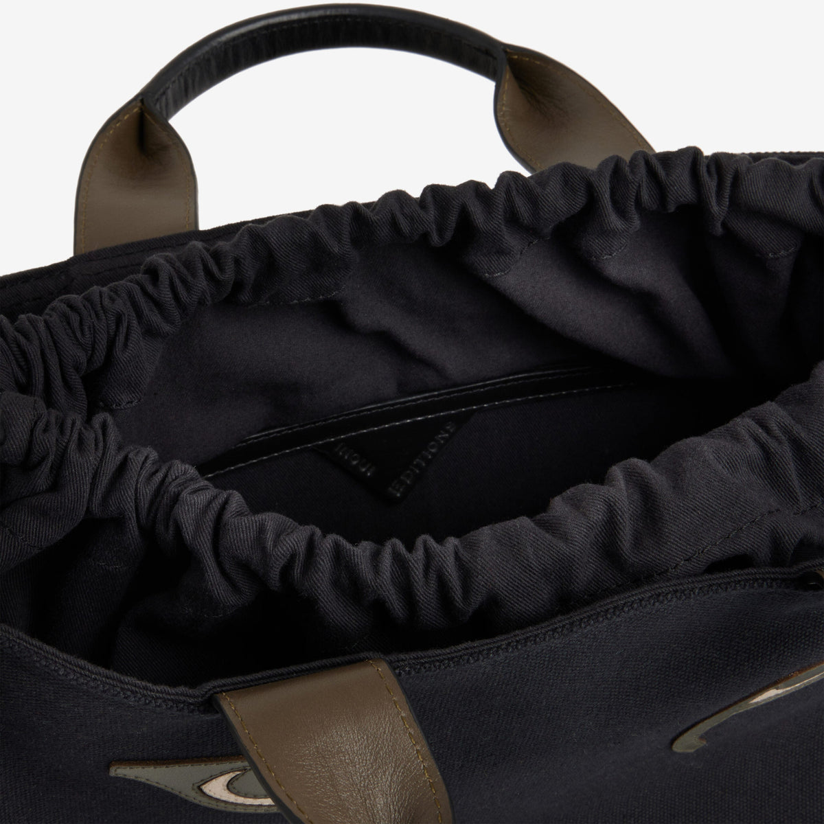 Inoui Bag - NOMADE Cross body Leather handles