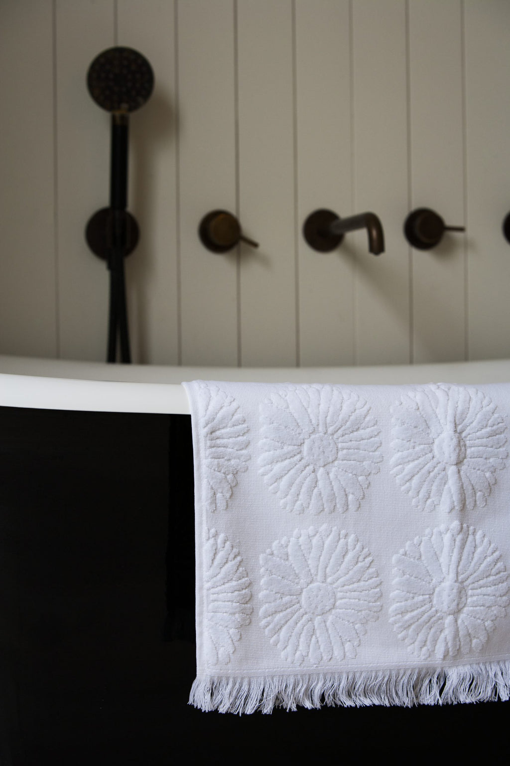 Towel - Daisy Facecloth