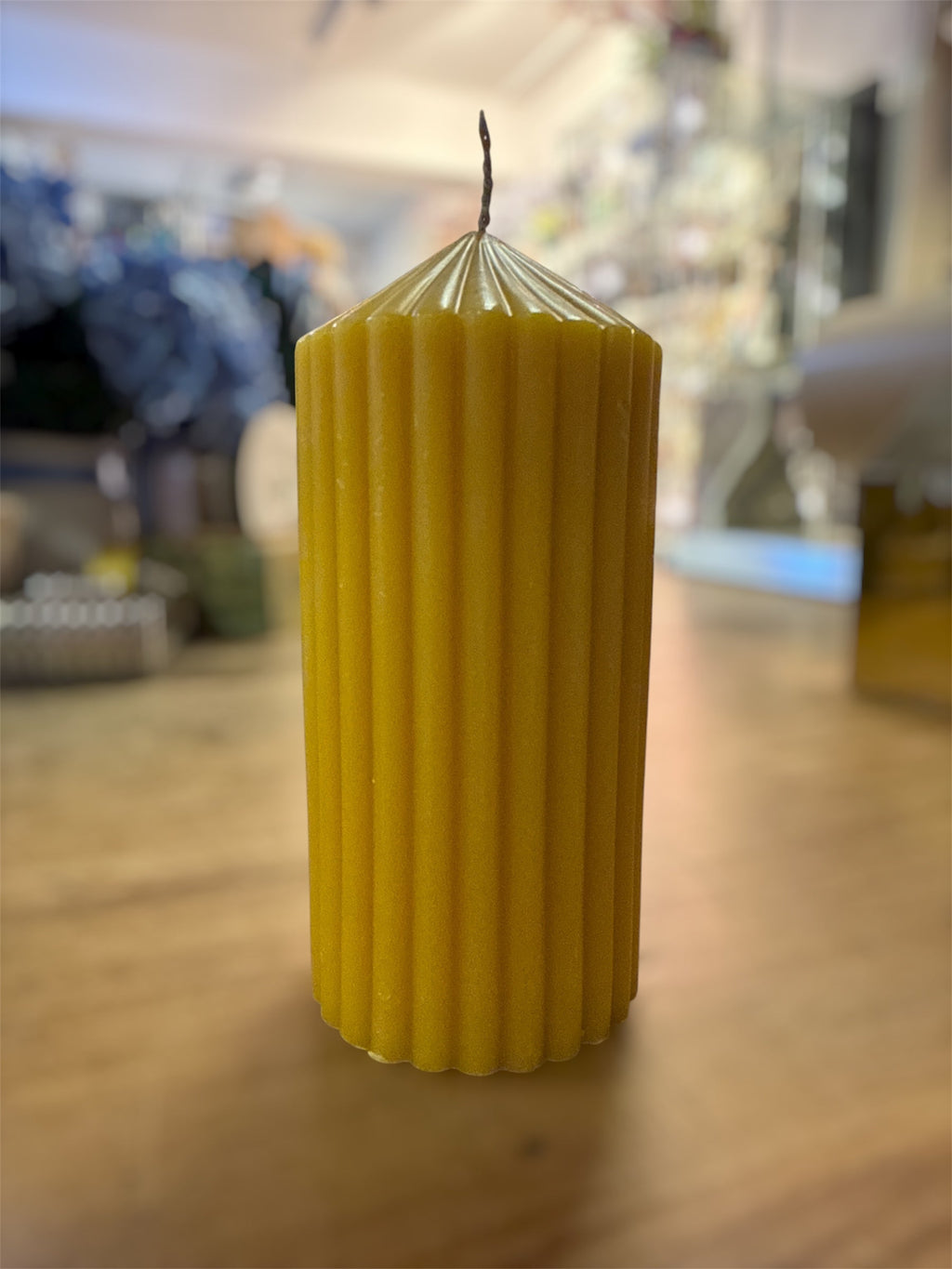 Beeswax Pillar Candle made of 100% Mānuka Beeswax