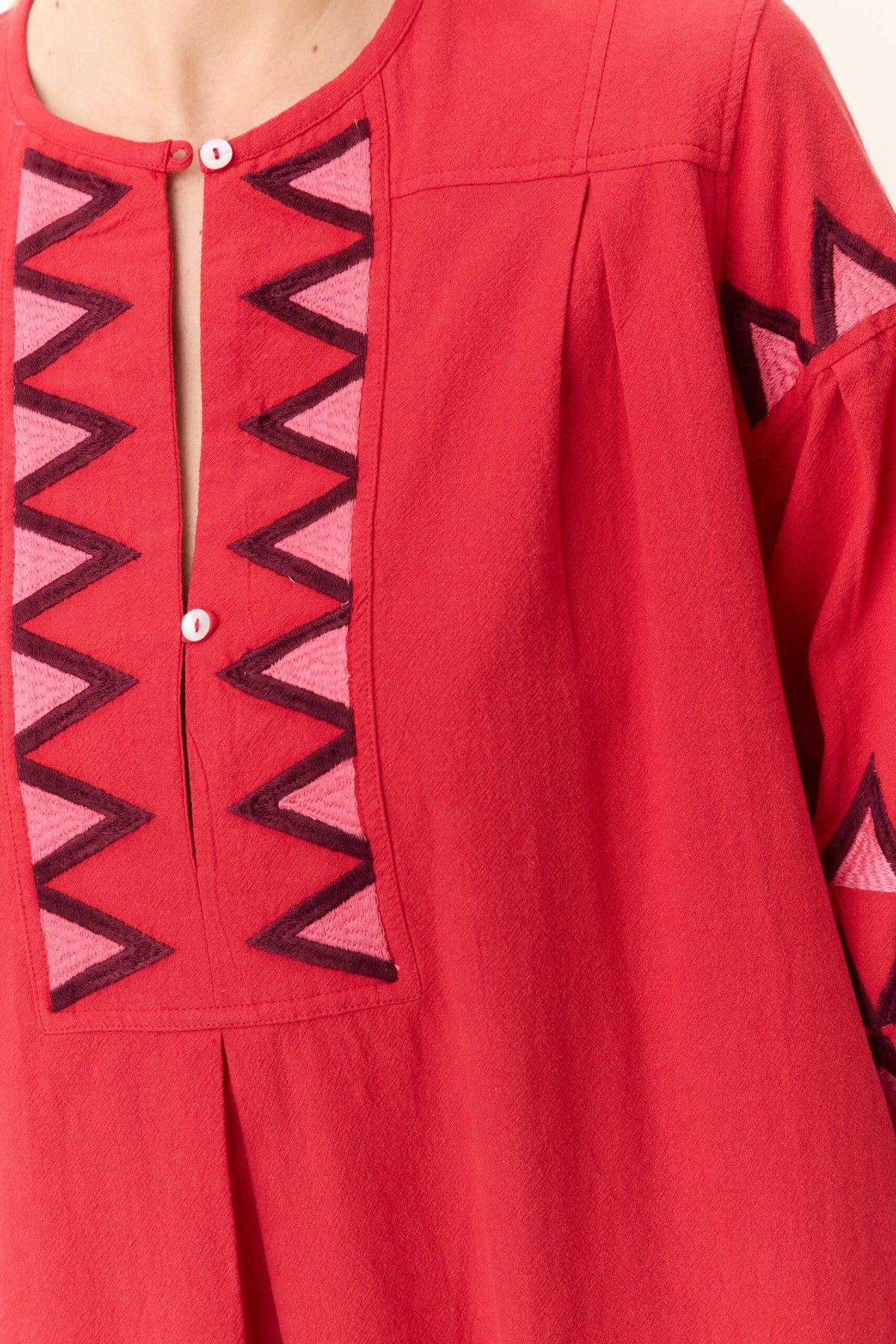 Robe Rudo Alpha - Red