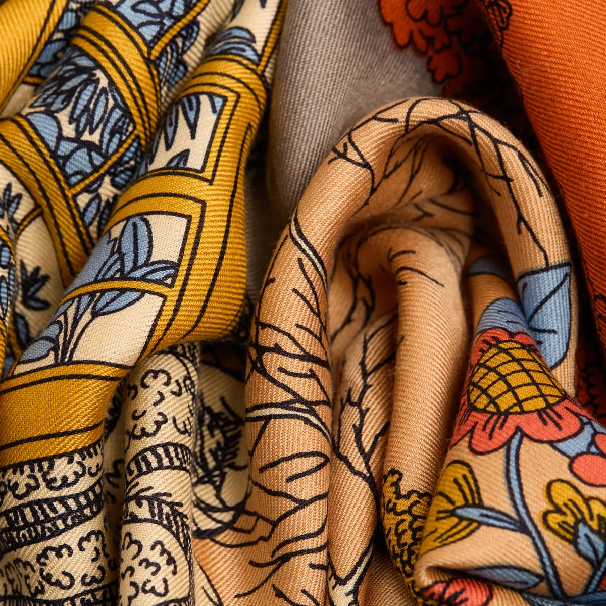 Quatre Saisons Square Scarf - 100x100cm